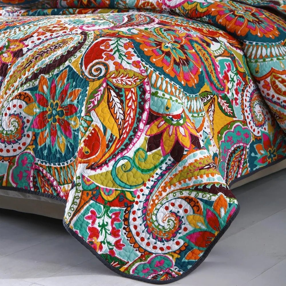 Colorful Cotton Boho Paisley Quilt Set, 3 - Piece Lightweight King Size Bedding with Pillows - Blu Lotus Boutique