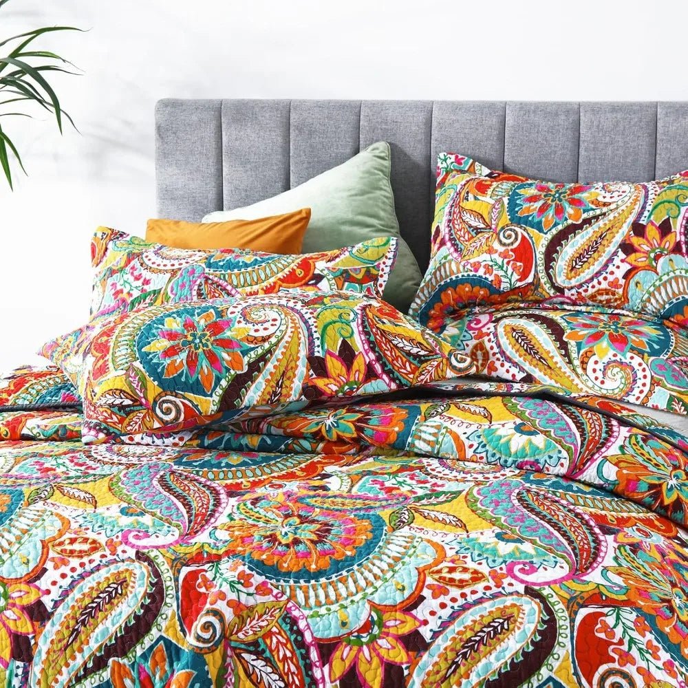Colorful Cotton Boho Paisley Quilt Set, 3 - Piece Lightweight King Size Bedding with Pillows - Blu Lotus Boutique