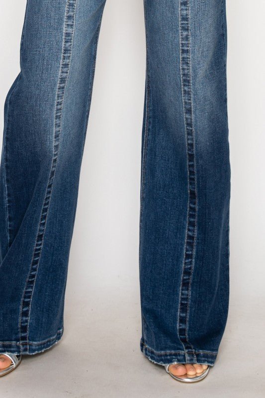 ECO FABRIC HIGH RISE RELAXED FLARED JEANS - Blu Lotus Boutique