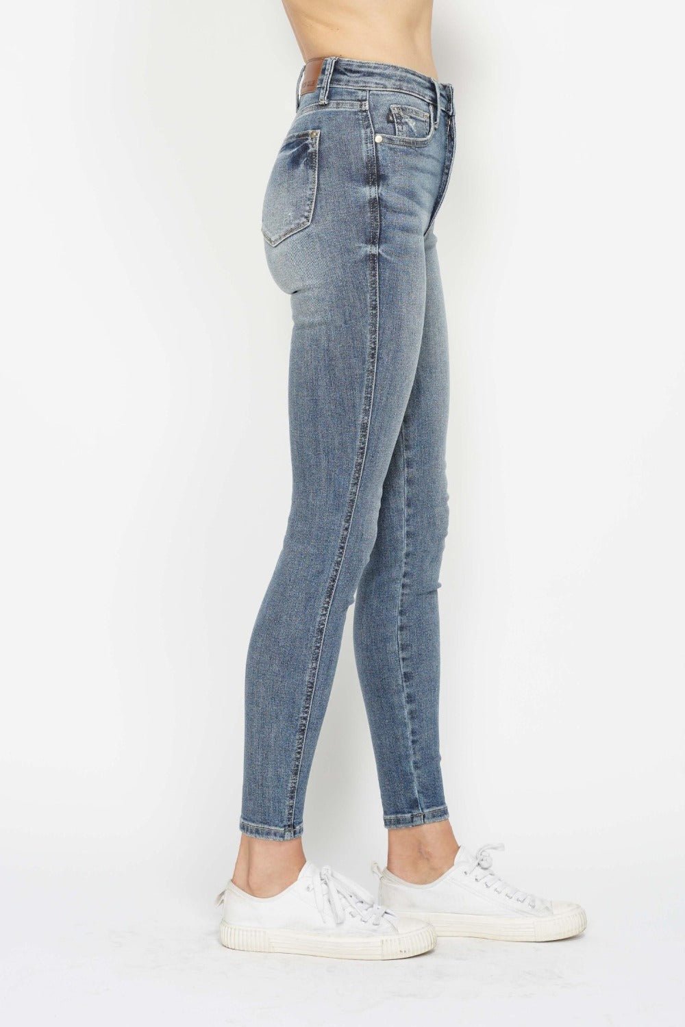 Judy Blue Full Size Tummy Control Contrast Wash Skinny Jeans - Blu Lotus Boutique
