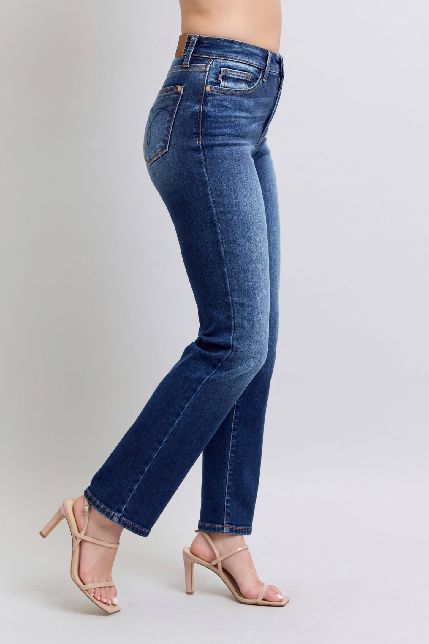 Judy Blue Full Size Washed Straight Leg Jeans with Pockets - Blu Lotus Boutique