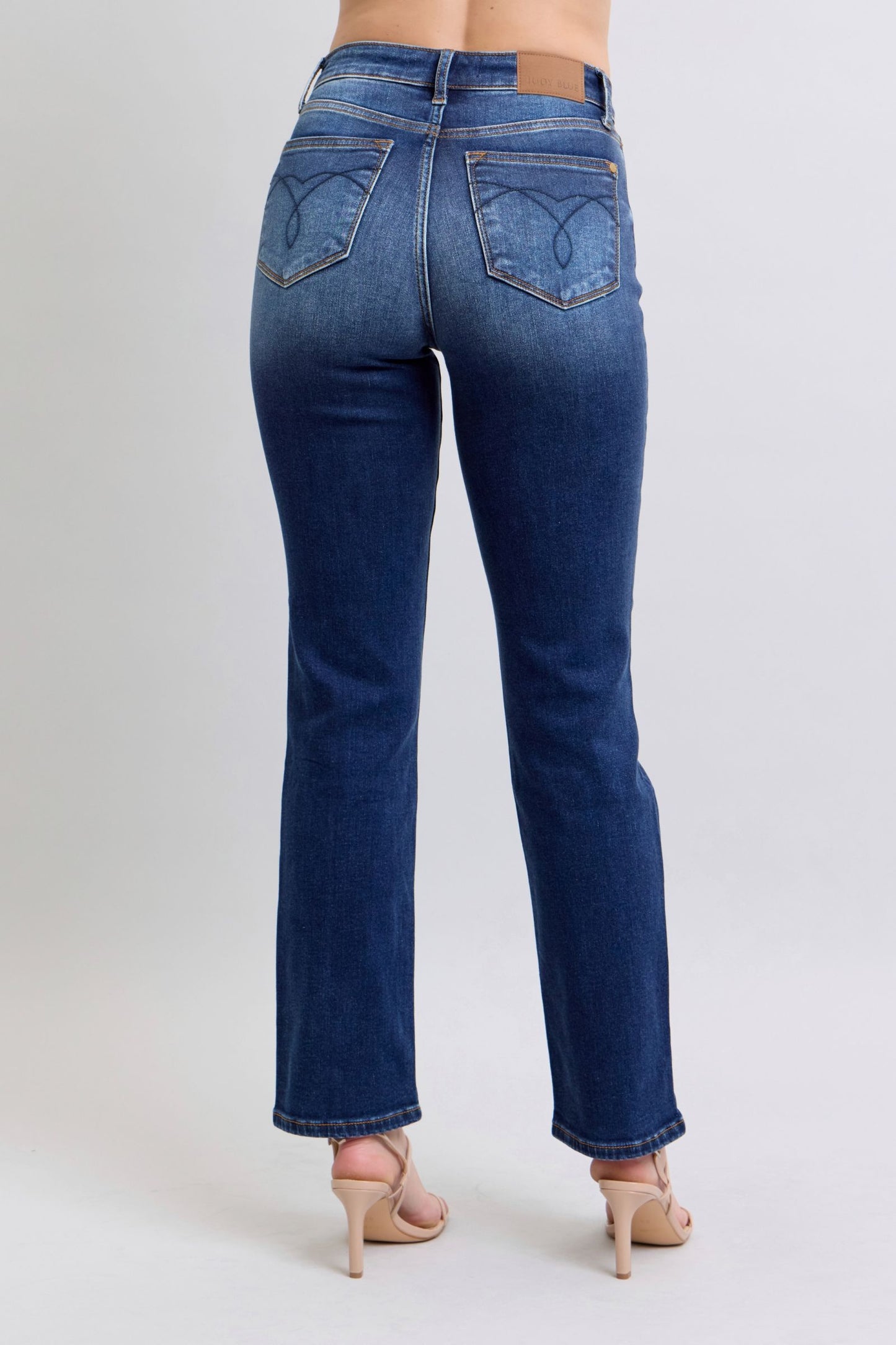 Judy Blue Full Size Washed Straight Leg Jeans with Pockets - Blu Lotus Boutique