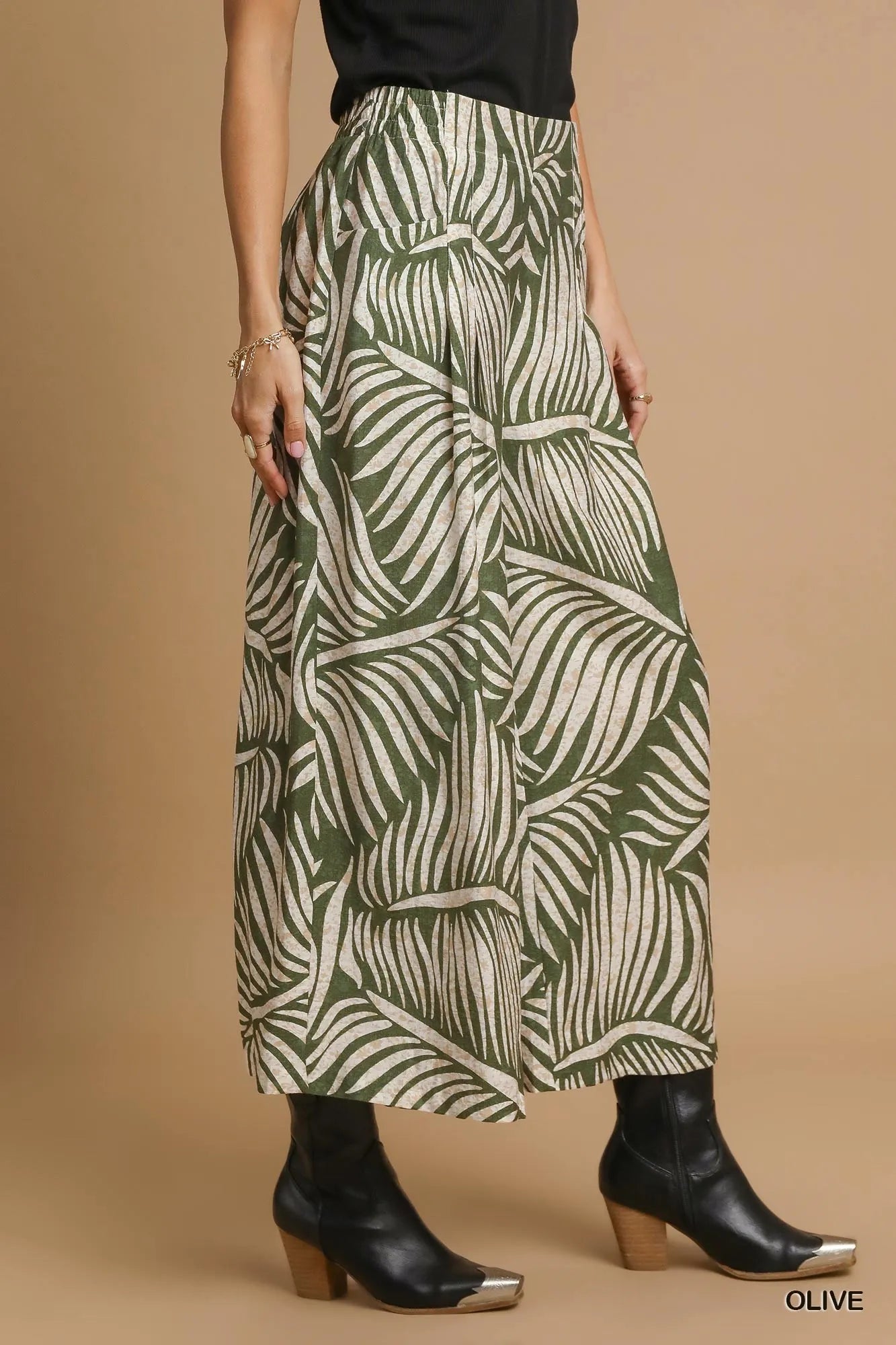 Umgee Palm Leaf Print Wide Leg Culotte Pants - Blu Lotus Boutique