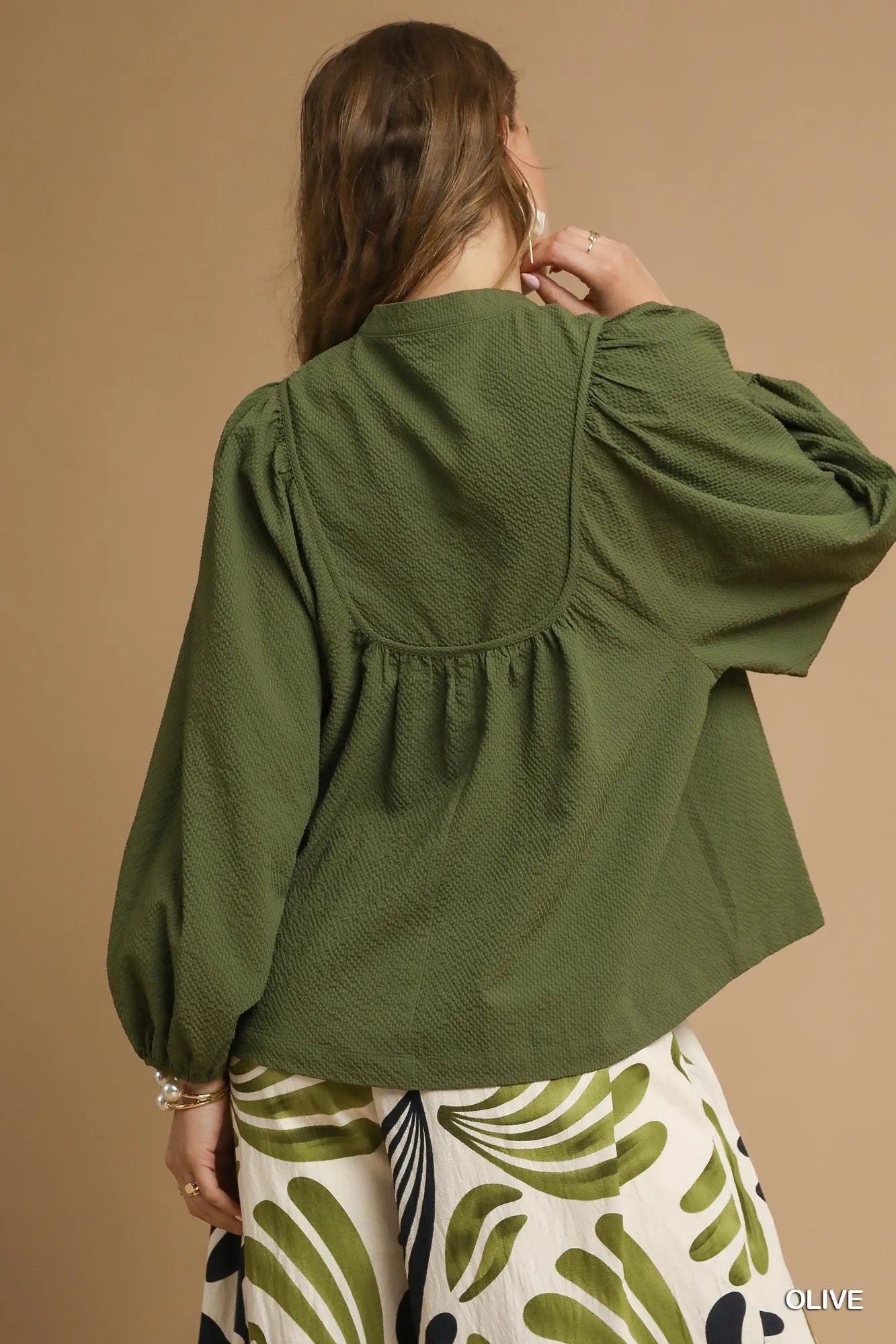 Umgee Textured Notched Blouse with Balloon Sleeves - Blu Lotus Boutique