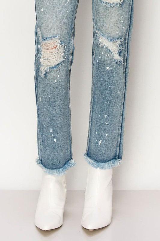 HIGH RISE DISTRESSED STRAIGHT WITH FRAY HEM JEANS - Blu Lotus Boutique