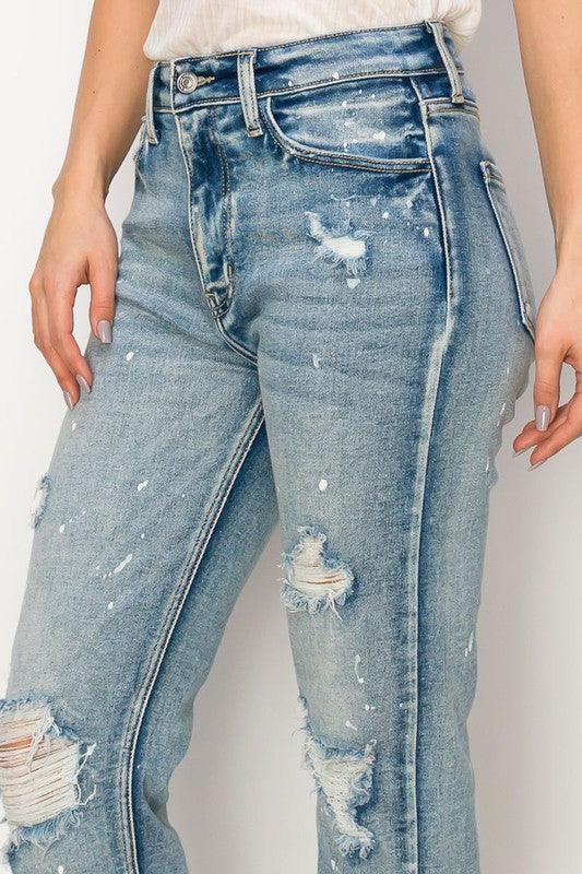 HIGH RISE DISTRESSED STRAIGHT WITH FRAY HEM JEANS - Blu Lotus Boutique