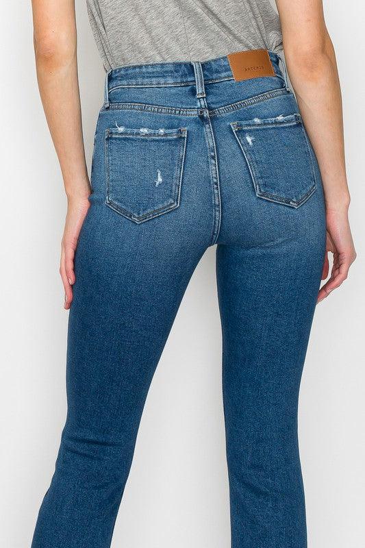 HIGH RISE SLIM STRAIGHT JEANS - Blu Lotus Boutique