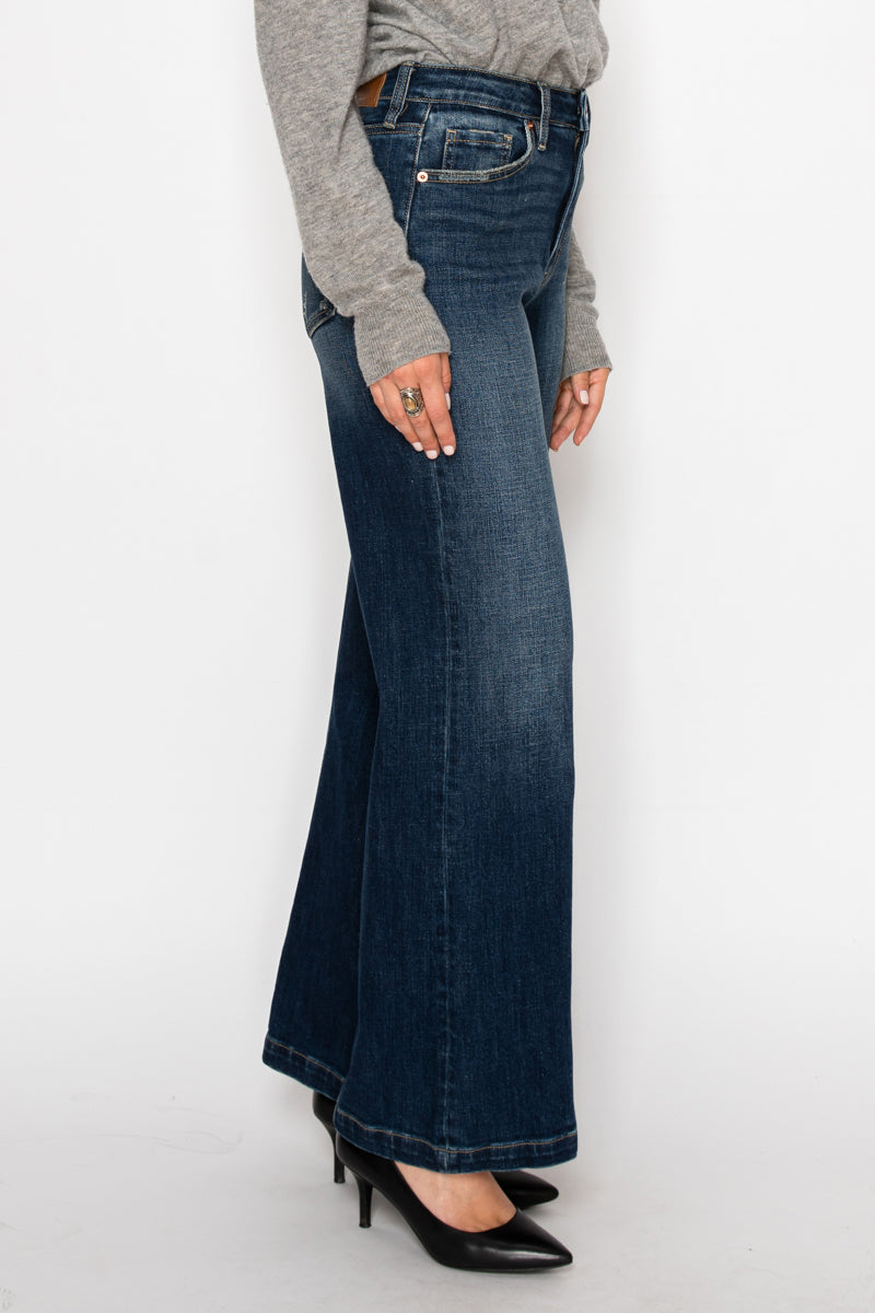 Hybrid Stretch Ripped Ultra High Rise Relaxed Flare Jeans