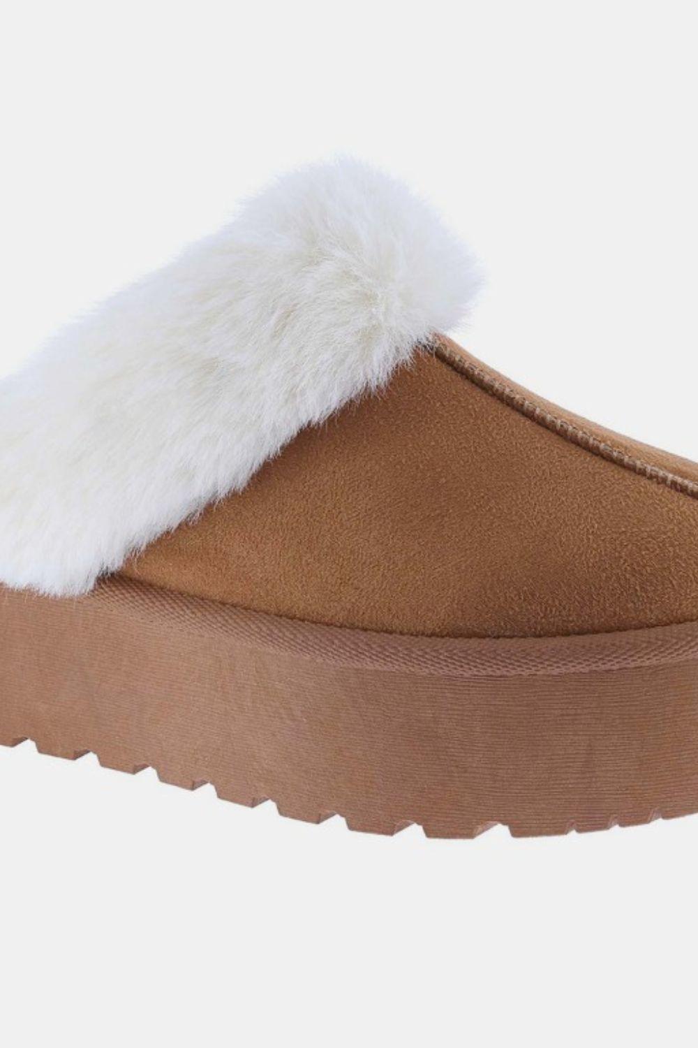 Weeboo Thick Bottom Fur Trim Snow Slippers - Blu Lotus Boutique