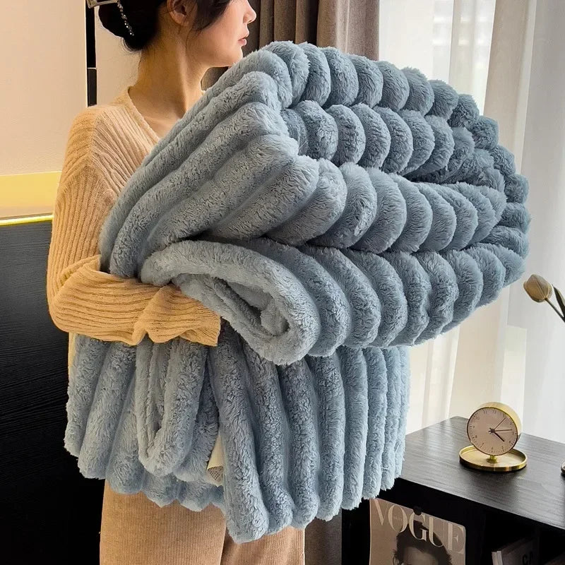Bedsure Throw Blanket for Couch Thick Warm For Winter Sherpa Cozy Fleece Blanket for Bed Soft All Season Use Picnic Blanket