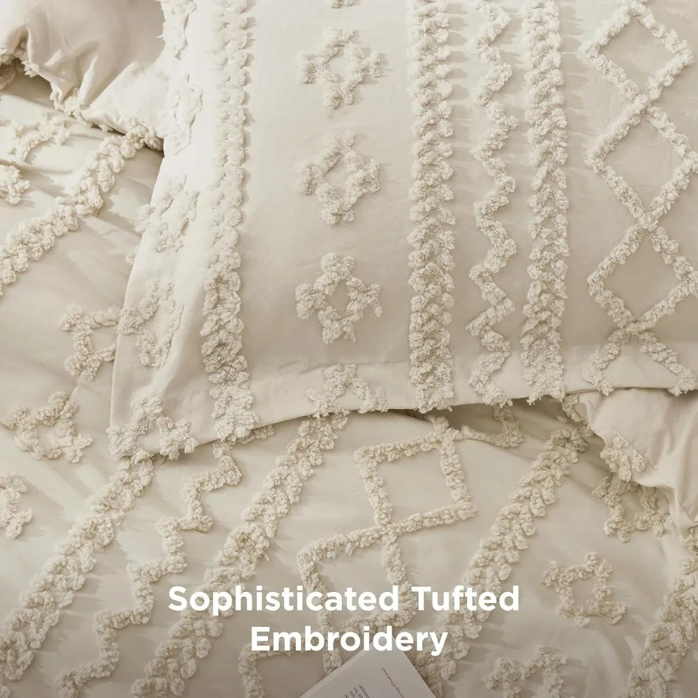 Bedsure Tufted Boho Comforter Set Queen Size - Beige Boho Bed Set, GentleSoft™ 3 Pieces Farmhouse Shabby Chic Embroidery