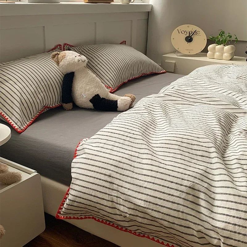 New Shell Edge Pure Cotton Bedding Set Simple Striped Printed Skin Friendly Comforter Cover Sets Washable Non Fading Bed Linens