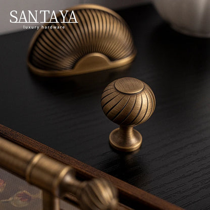 Santaya Brushed Antique Brass Handles Luxury Kitchen Cabinet Pull Wardrobe Dresser Drawer Knob Shell Handle Furniture Hardware
