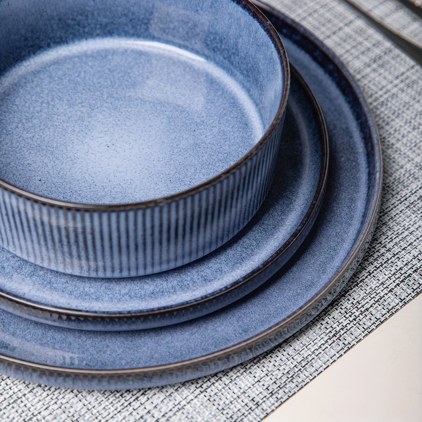 ALOFMO Blue Striped Reactive Glaze Dinnerware Set for 4 - Blu Lotus Boutique