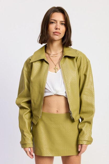 CROPPED JACKET WITH COLLAR AND ZIPPER - Blu Lotus Boutique