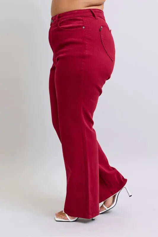 Judy Blue Full Size High Waist Heart Shaped Back Pockets 90's Straight Jeans Plus Size - Blu Lotus Boutique