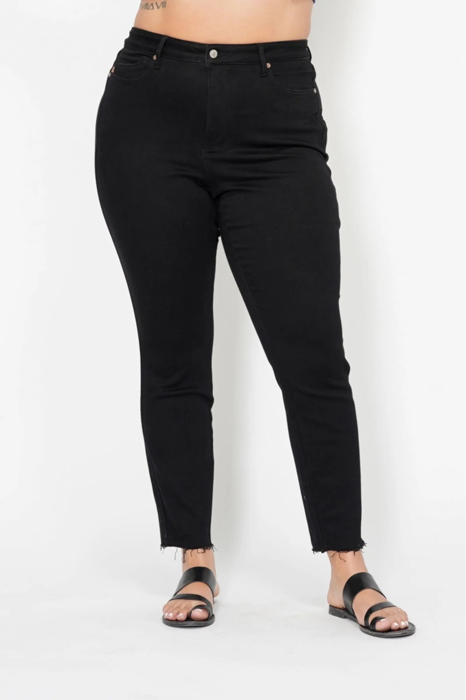 Judy Blue Full Size High Waisted Tummy Control Shield Pockets Skinny Jeans Plus Size - Blu Lotus Boutique