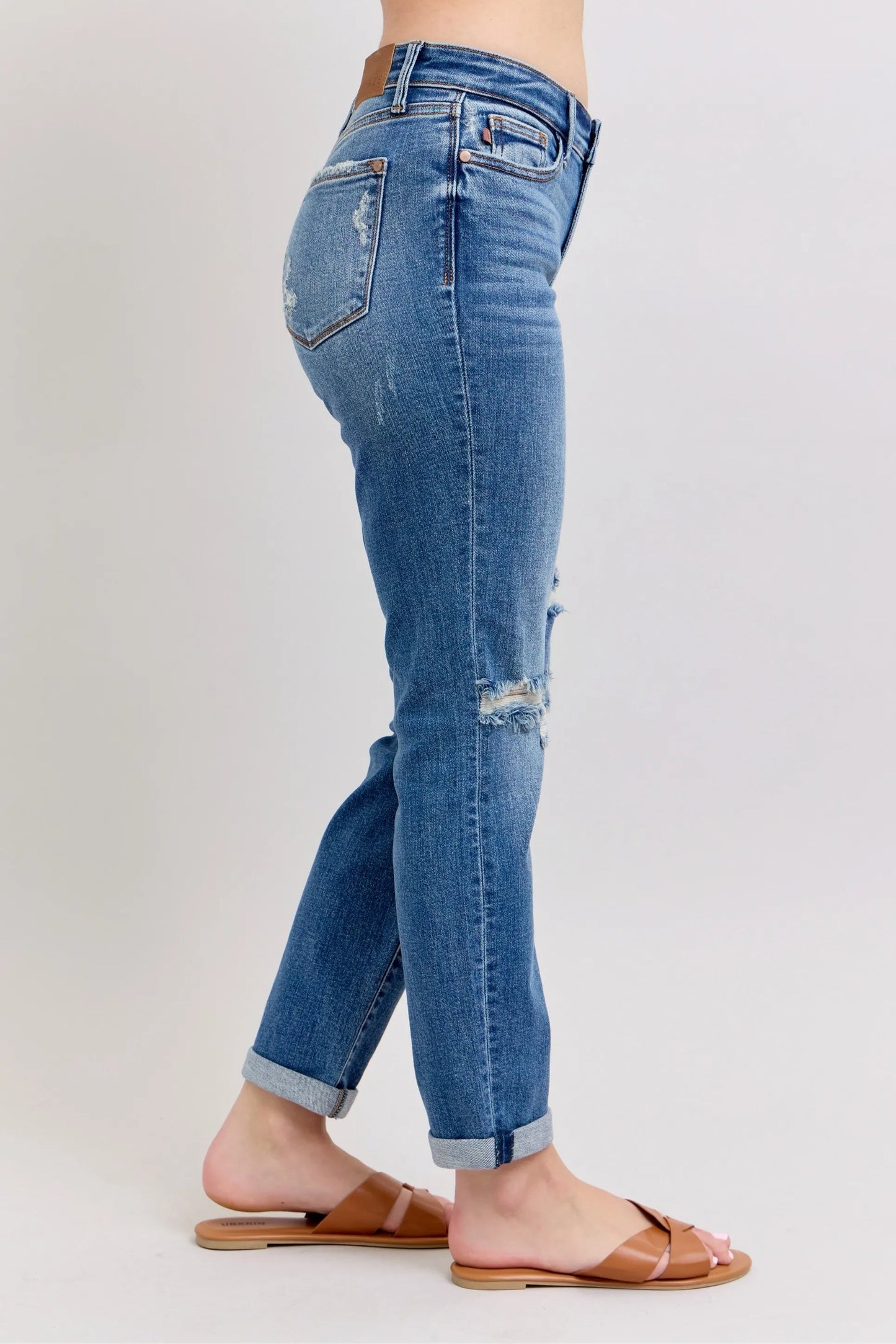 Judy Blue Full Size Mr Vintage Wash Boyfriend Fit W/ Destroy Jeans Plue Size - Blu Lotus Boutique