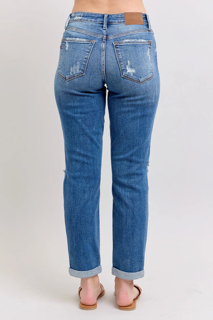 Judy Blue Full Size Mr Vintage Wash Boyfriend Fit W/ Destroy Jeans Plue Size - Blu Lotus Boutique