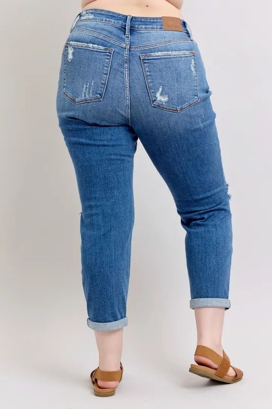 Judy Blue Full Size Mr Vintage Wash Boyfriend Fit W/ Destroy Jeans Plue Size - Blu Lotus Boutique