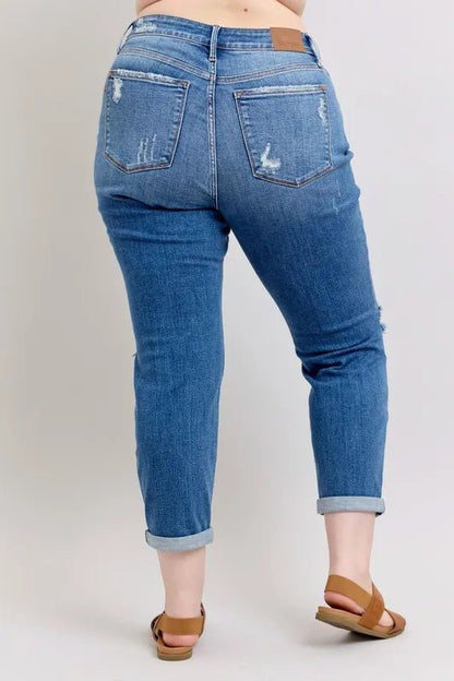 Judy Blue Full Size Mr Vintage Wash Boyfriend Fit W/ Destroy Jeans Plue Size - Blu Lotus Boutique