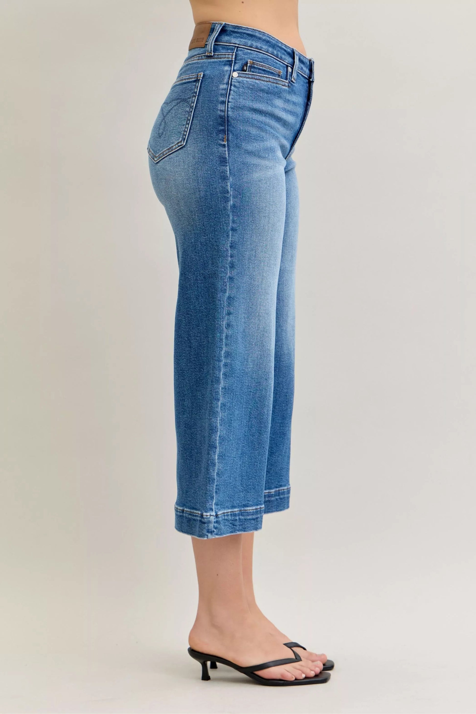 Judy Blue Mid Rise Crop Wide Leg Jeans - Blu Lotus Boutique