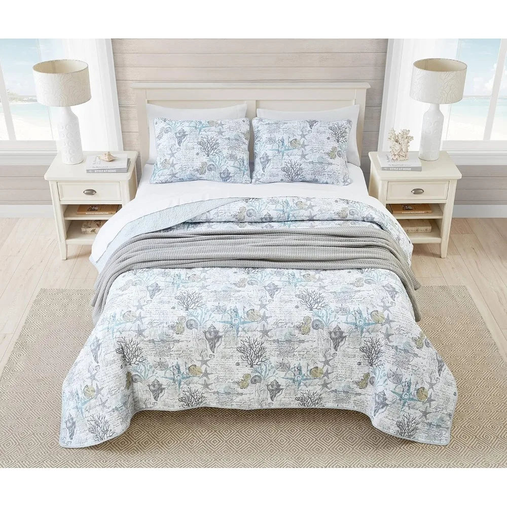 King Quilt Set, Soft & Reversible Woven Bedding with Matching Pillowcases, Medium Weight for Year Round Comfort - Blu Lotus Boutique