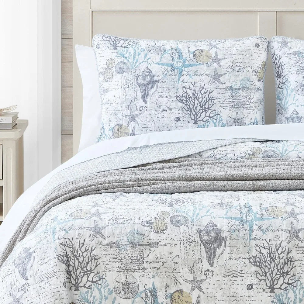 King Quilt Set, Soft & Reversible Woven Bedding with Matching Pillowcases, Medium Weight for Year Round Comfort - Blu Lotus Boutique