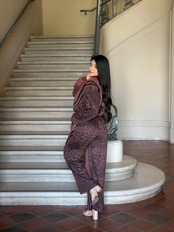 Leopard Print & Solid Stripes Contrast Loungewear - Blu Lotus Boutique