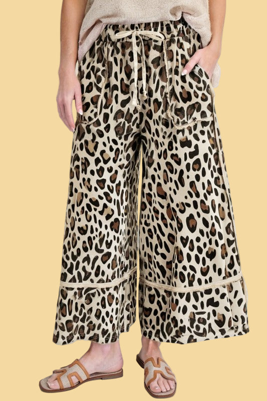 Leopard Wide Leg Cropped Pants - Blu Lotus Boutique