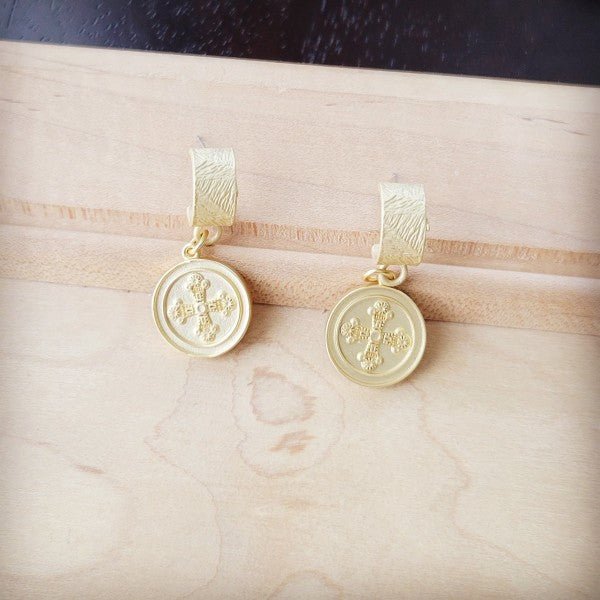 Matte Gold Cuff Earring w/ Coin Dangle - Blu Lotus Boutique