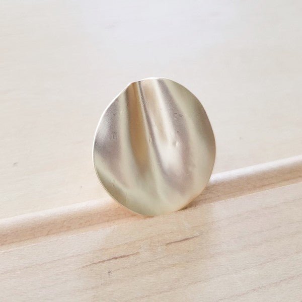 Matte Gold Electroplate Wavy Disc Ring - Blu Lotus Boutique