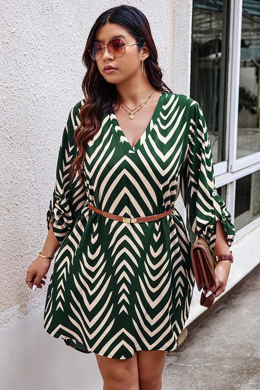 Plus Graphic Print Asymmetric Hem Loose Midi Dress - Blu Lotus Boutique