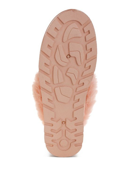 Zeta Charm Detail Slip On Snow Boots - Blu Lotus Boutique